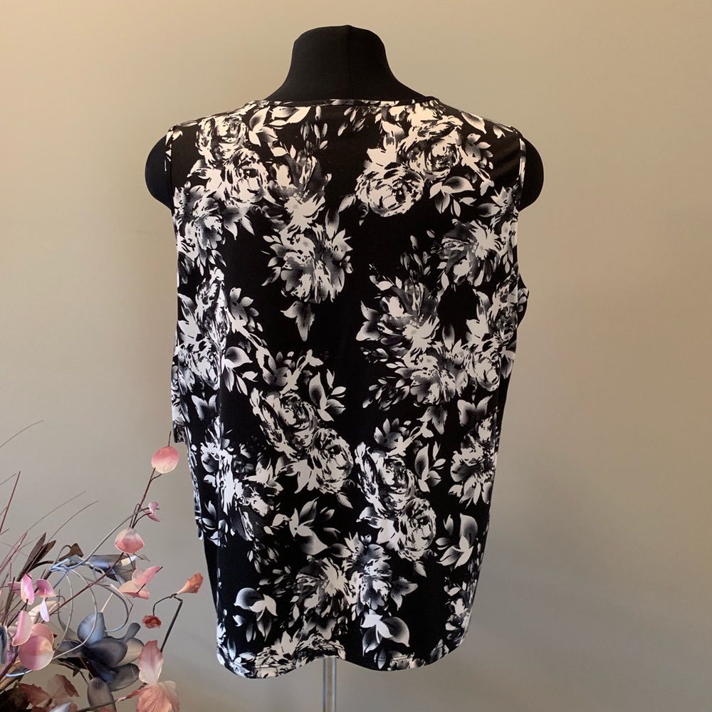 🛍 LAURA PETITES Petite Ruffled Top - Picture 3 of 4